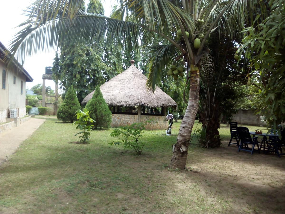 Hotel Royal Kpalimé Exterior photo